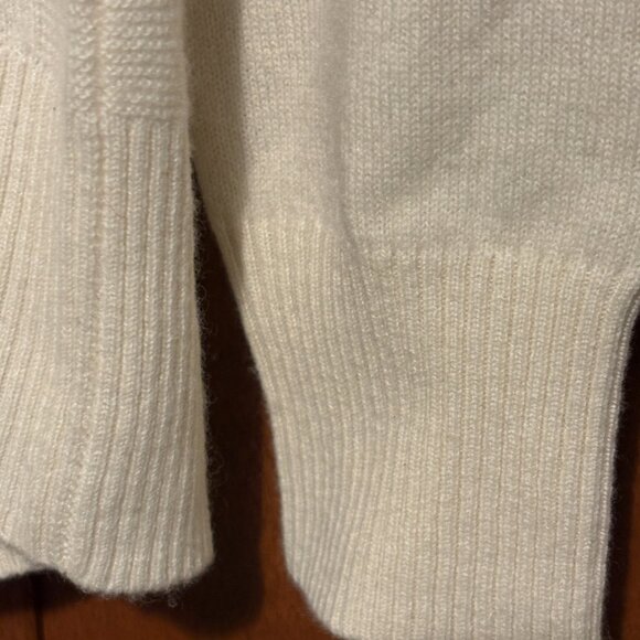 Banana Republic Cashmere Cream Mock neck Pullover Sweater Sz S NWT - Picture 11 of 11